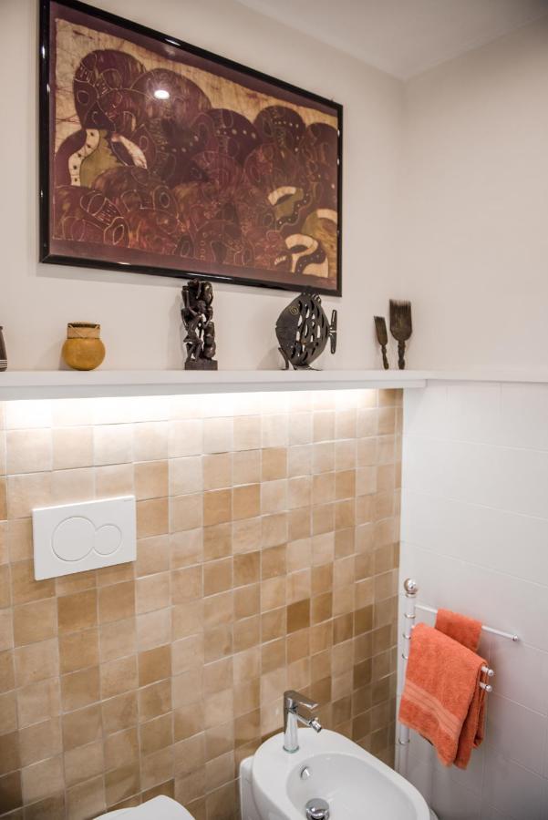 Casa 3 Santi, Your Contemporary Home In Rome Exterior photo